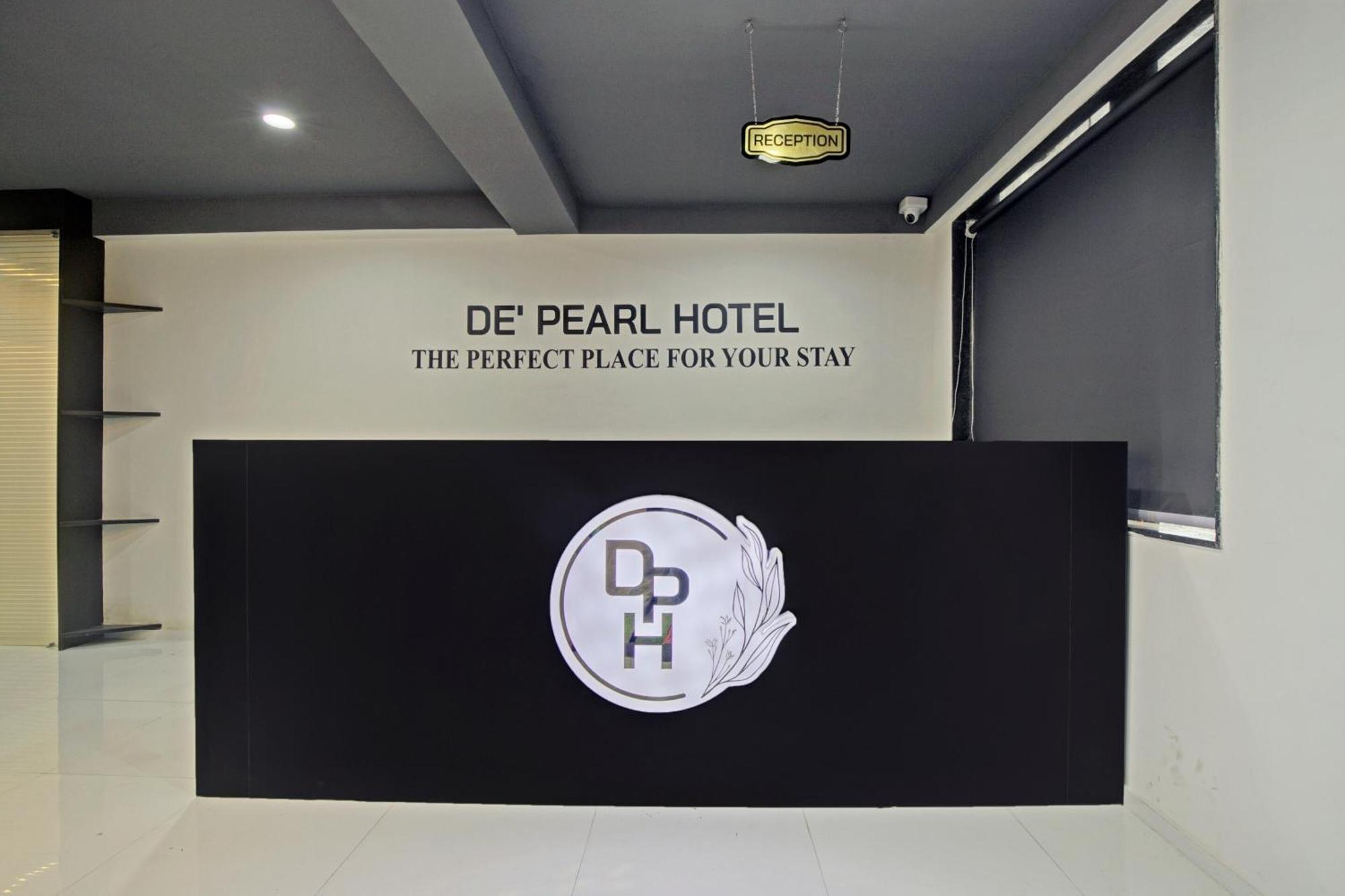 Collection O De'Pearl Hotel スーラト エクステリア 写真