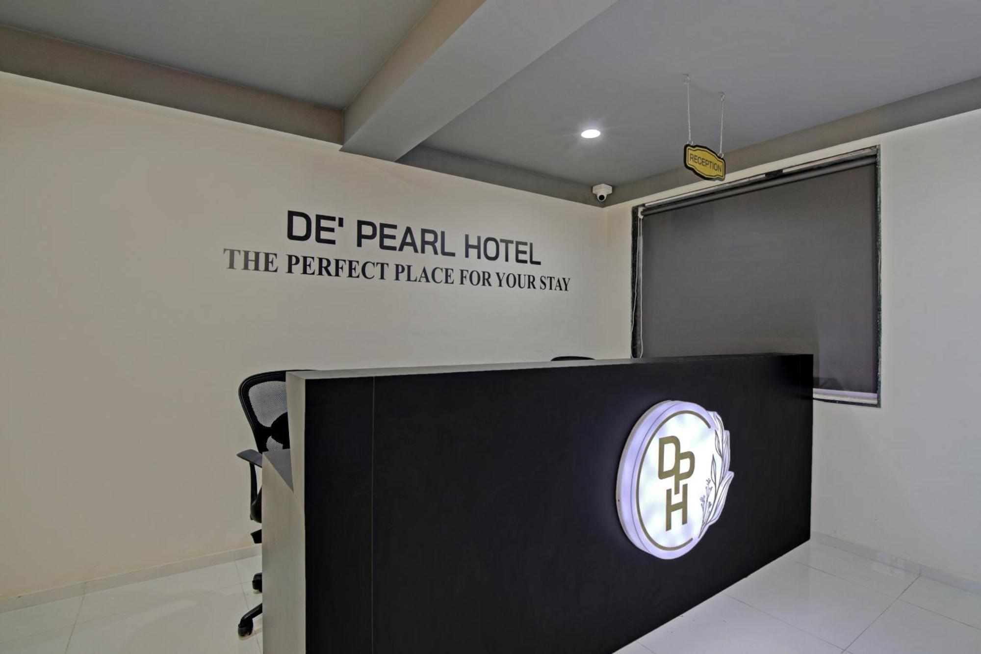 Collection O De'Pearl Hotel スーラト エクステリア 写真